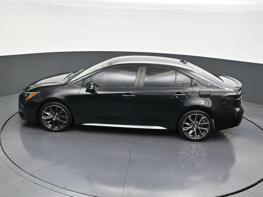 Used 2022 Toyota Corolla SE image 16