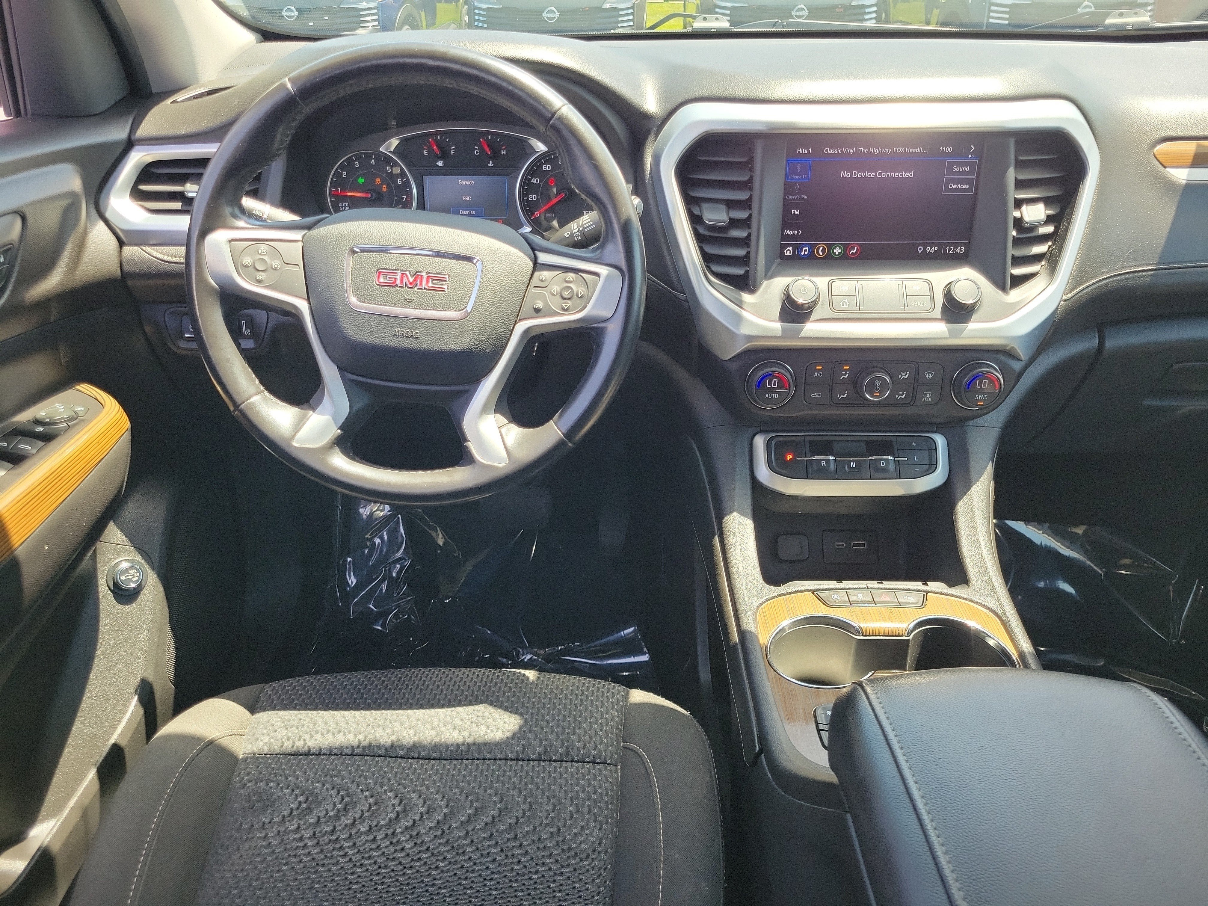 Used 2020 GMC Acadia SLE w/ Driver Convenience Package FWD image 10