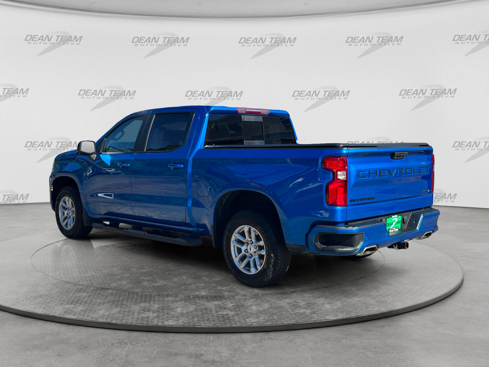 Used 2023 Chevrolet Silverado 1500 RST w/ Convenience Package II AWD/4WD image 6