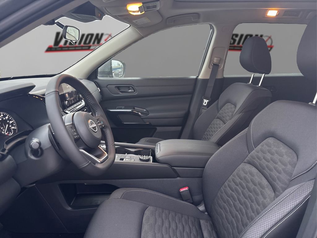 New 2025 Nissan Pathfinder SV w/ SV Premium Package image 9