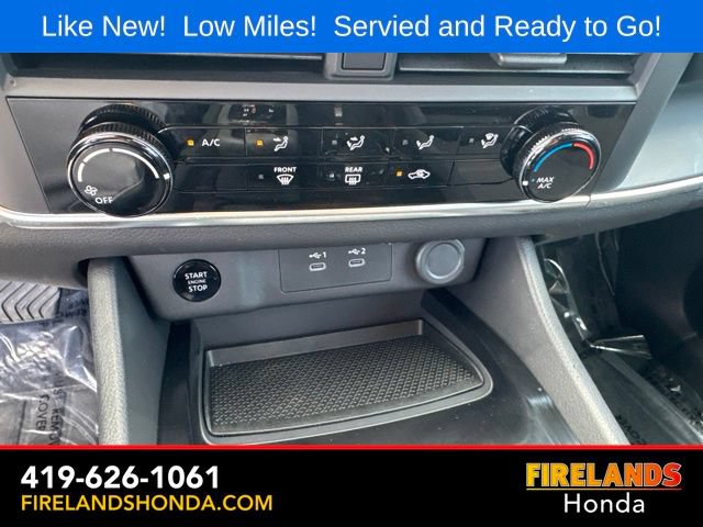 Used 2025 Nissan Rogue S FWD image 22