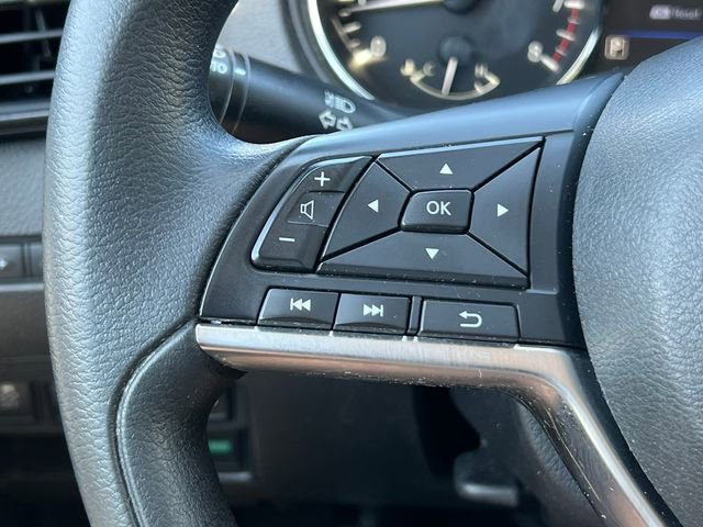 Used 2019 Nissan Rogue S AWD/4WD image 19
