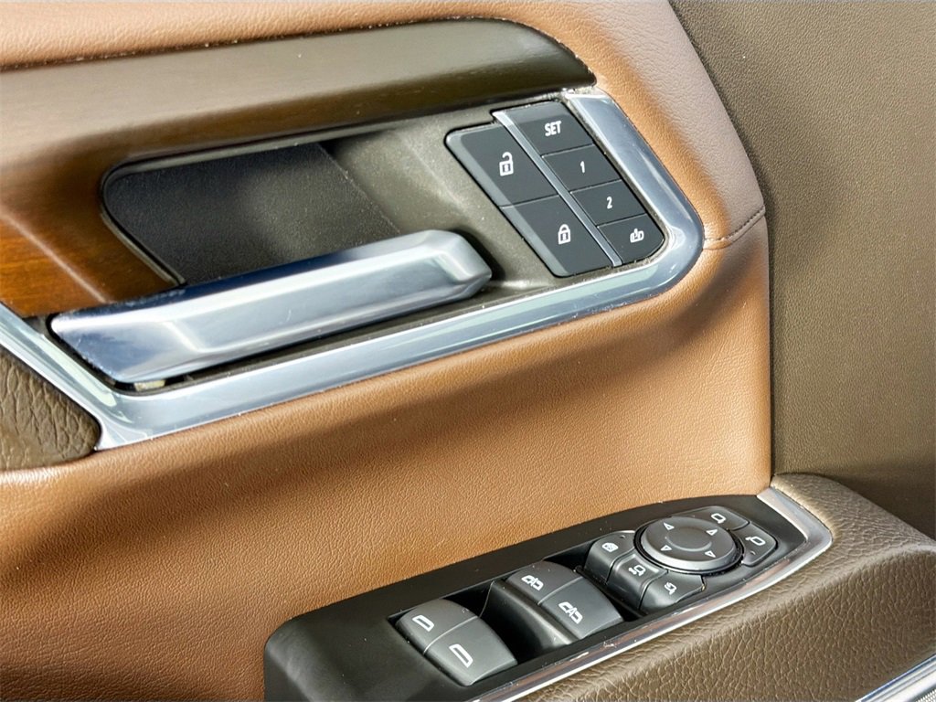 Used 2024 GMC Sierra 2500 Denali w/ Denali Reserve Package image 17