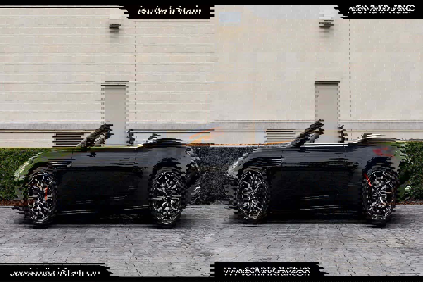 Used 2019 Aston Martin DB11 Volante image 35