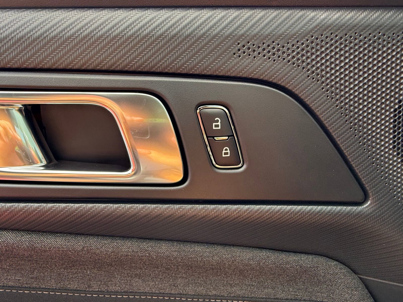 New 2025 Ford Mustang Coupe image 21