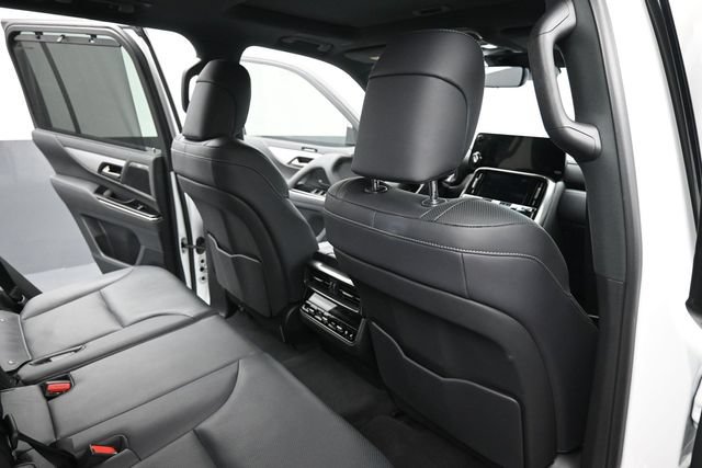 Used 2023 Lexus LX 600 F Sport w/ Accessory Package (Z1) AWD/4WD image 26