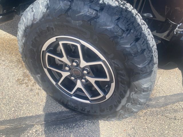 Used 2024 Jeep Wrangler Unlimited Rubicon w/ Convenience Group image 4