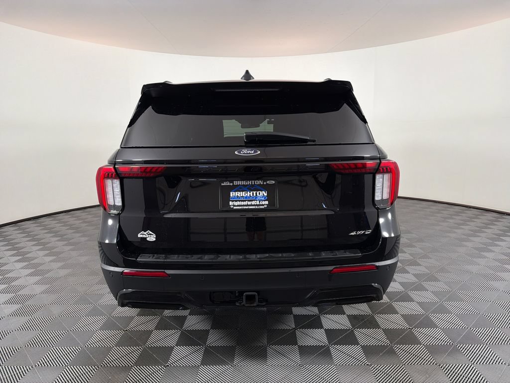 Used 2025 Ford Explorer ST-Line w/ Premium Package AWD/4WD image 4