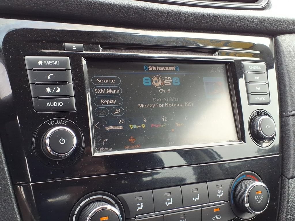 Used 2019 Nissan Rogue S AWD/4WD image 20