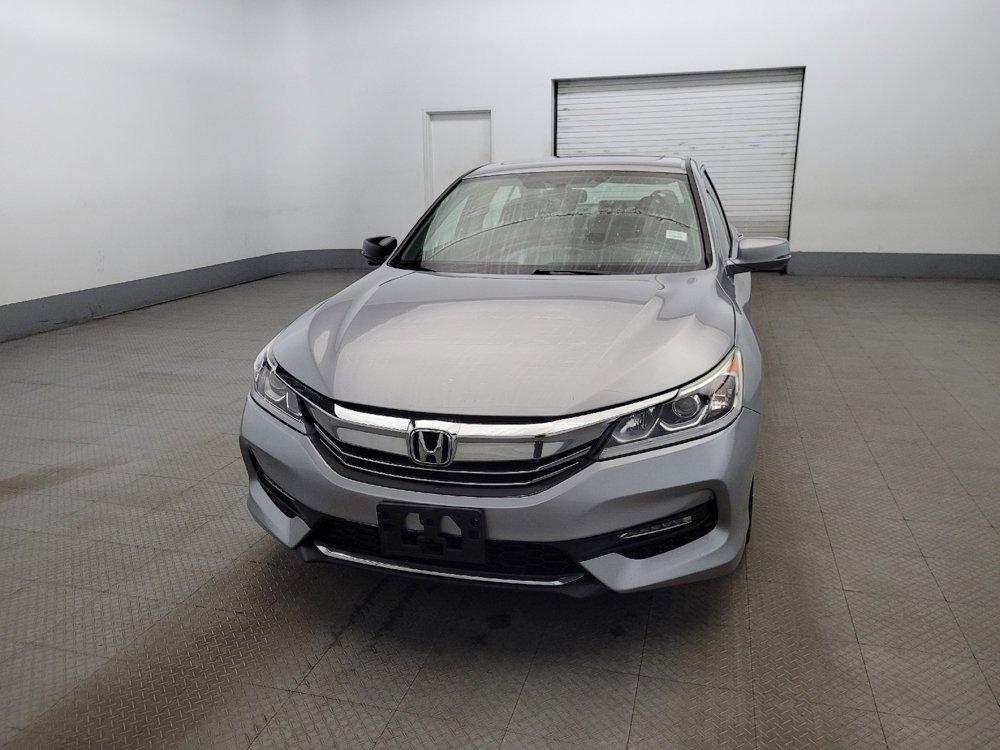 Used 2017 Honda Accord EX image 15