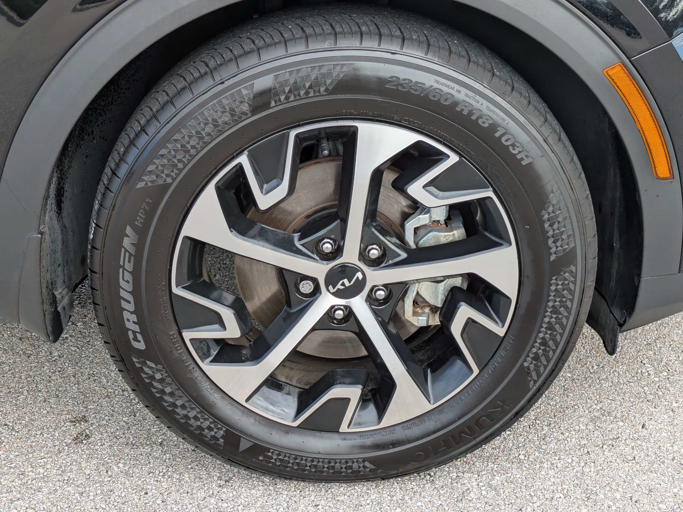 Certified 2025 Kia Sportage EX FWD image 11