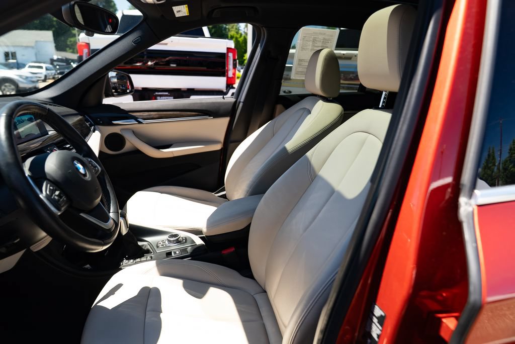 Used 2018 BMW X1 xDrive28i w/ Convenience Package AWD/4WD image 19