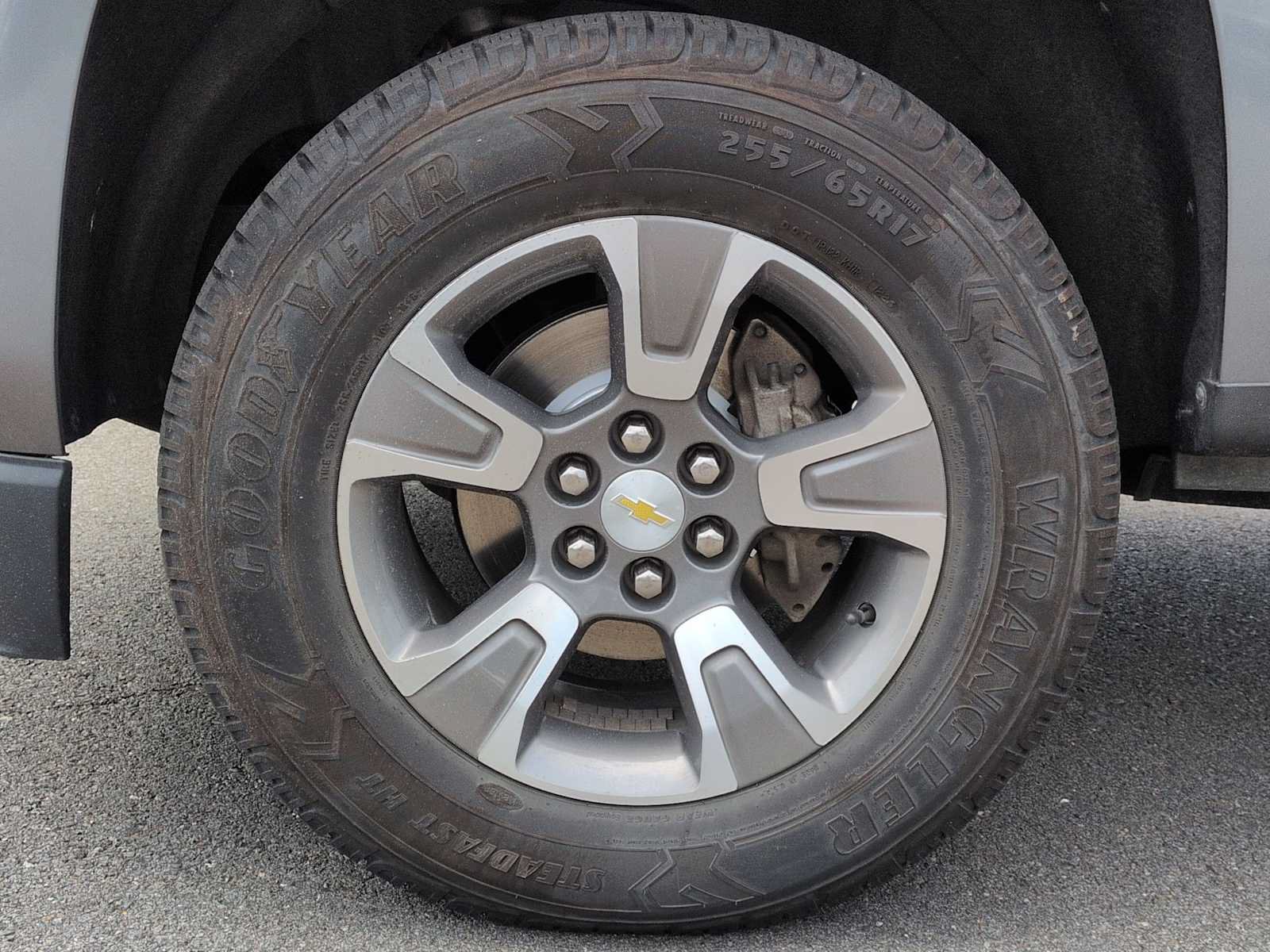 Used 2018 Chevrolet Colorado Z71 AWD/4WD image 14
