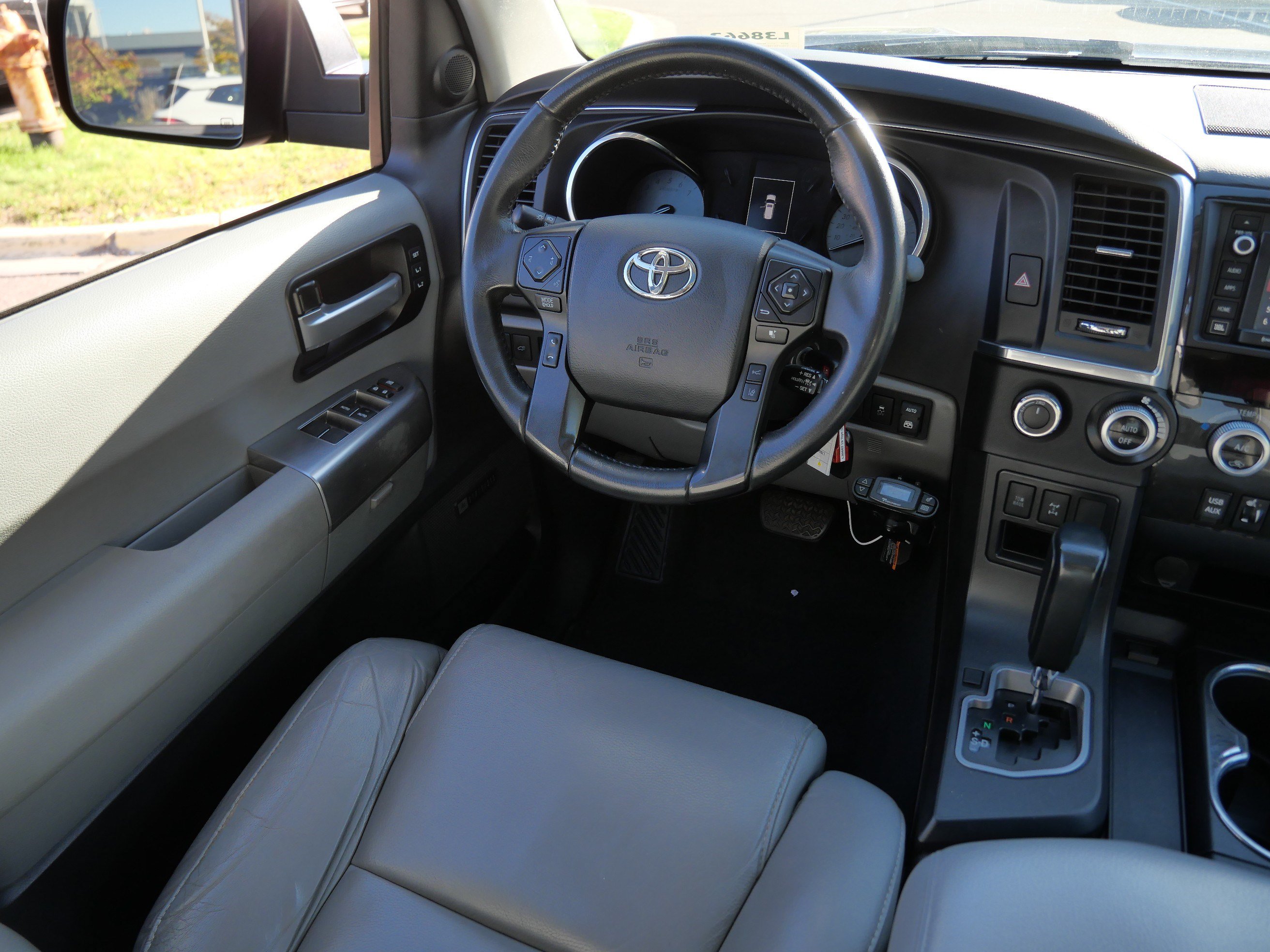 Certified 2019 Toyota Sequoia Limited w/ Safety & Convenience Package AWD/4WD image 9