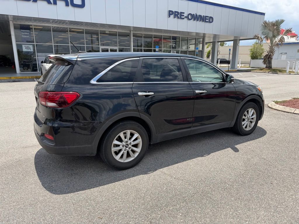 Used 2019 Kia Sorento L FWD image 3