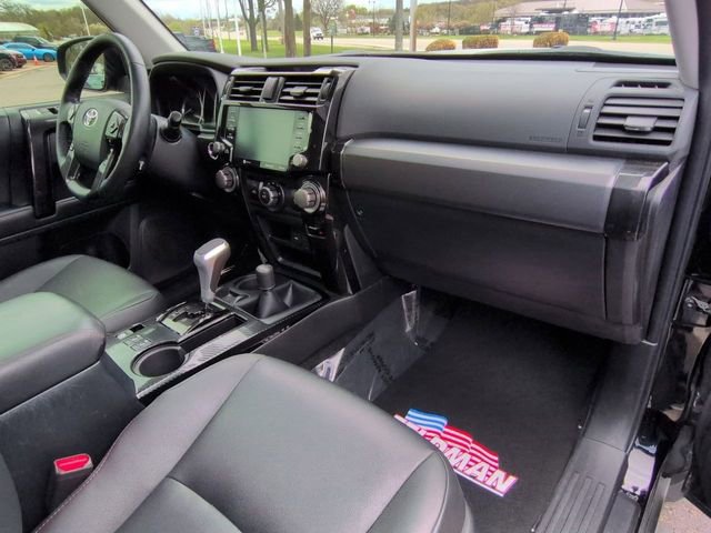 Used 2024 Toyota 4Runner TRD Off-Road Premium w/ Moonroof Package AWD/4WD image 28