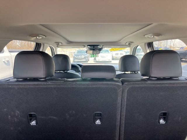 Used 2023 Kia Sorento S w/ Panoramic Sunroof Package image 25