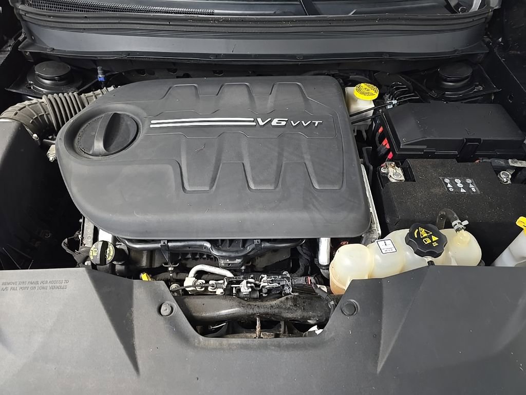 Used 2019 Jeep Cherokee Limited AWD/4WD image 13