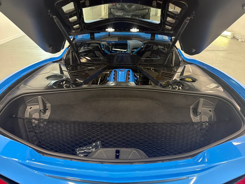 Used 2021 Chevrolet Corvette Stingray Premium Cpe w/ Z51 Performance Package RWD image 8