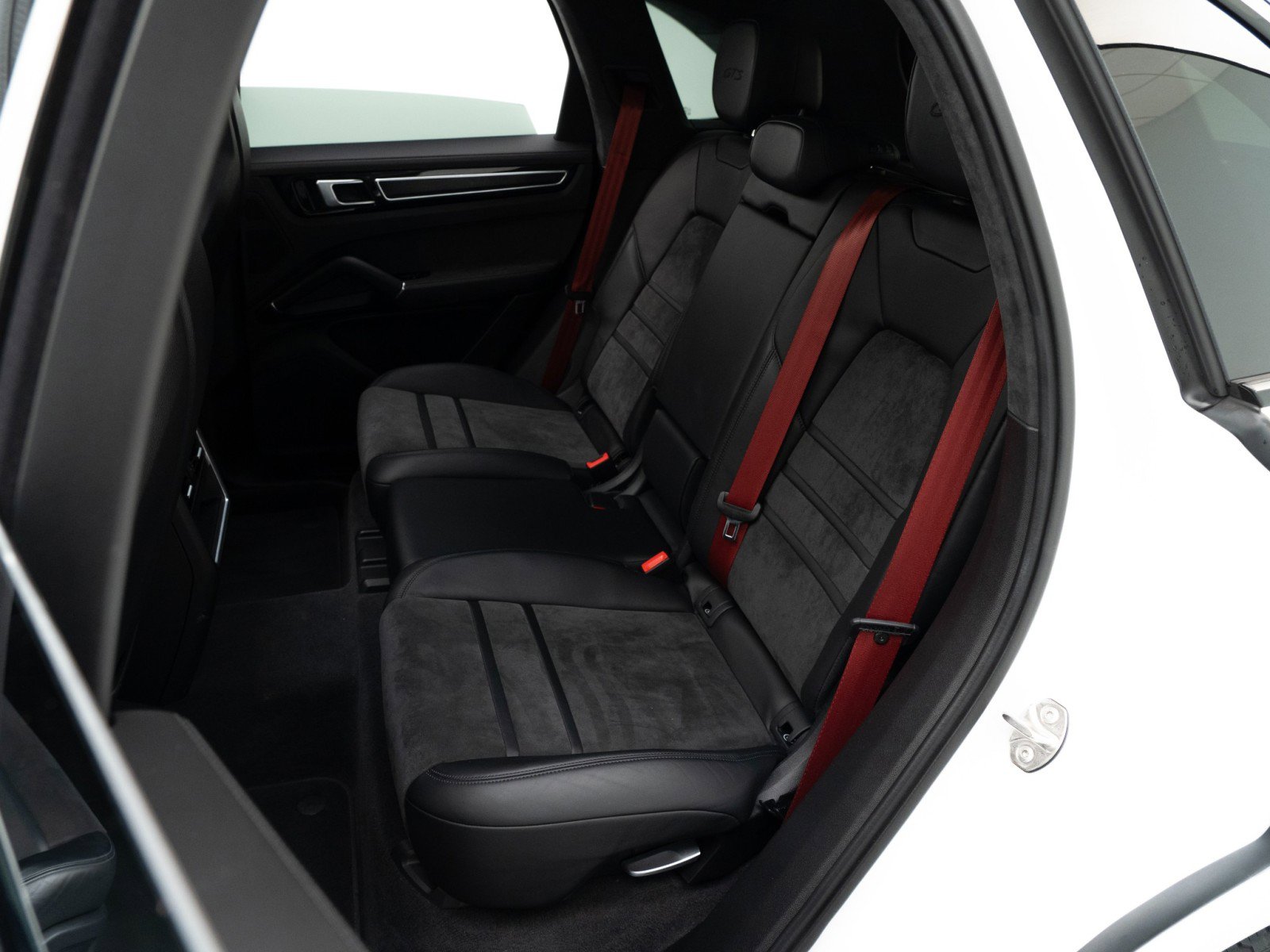 Certified 2021 Porsche Cayenne GTS image 31