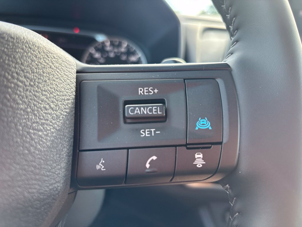 Used 2026 Nissan Rogue SV AWD/4WD image 24