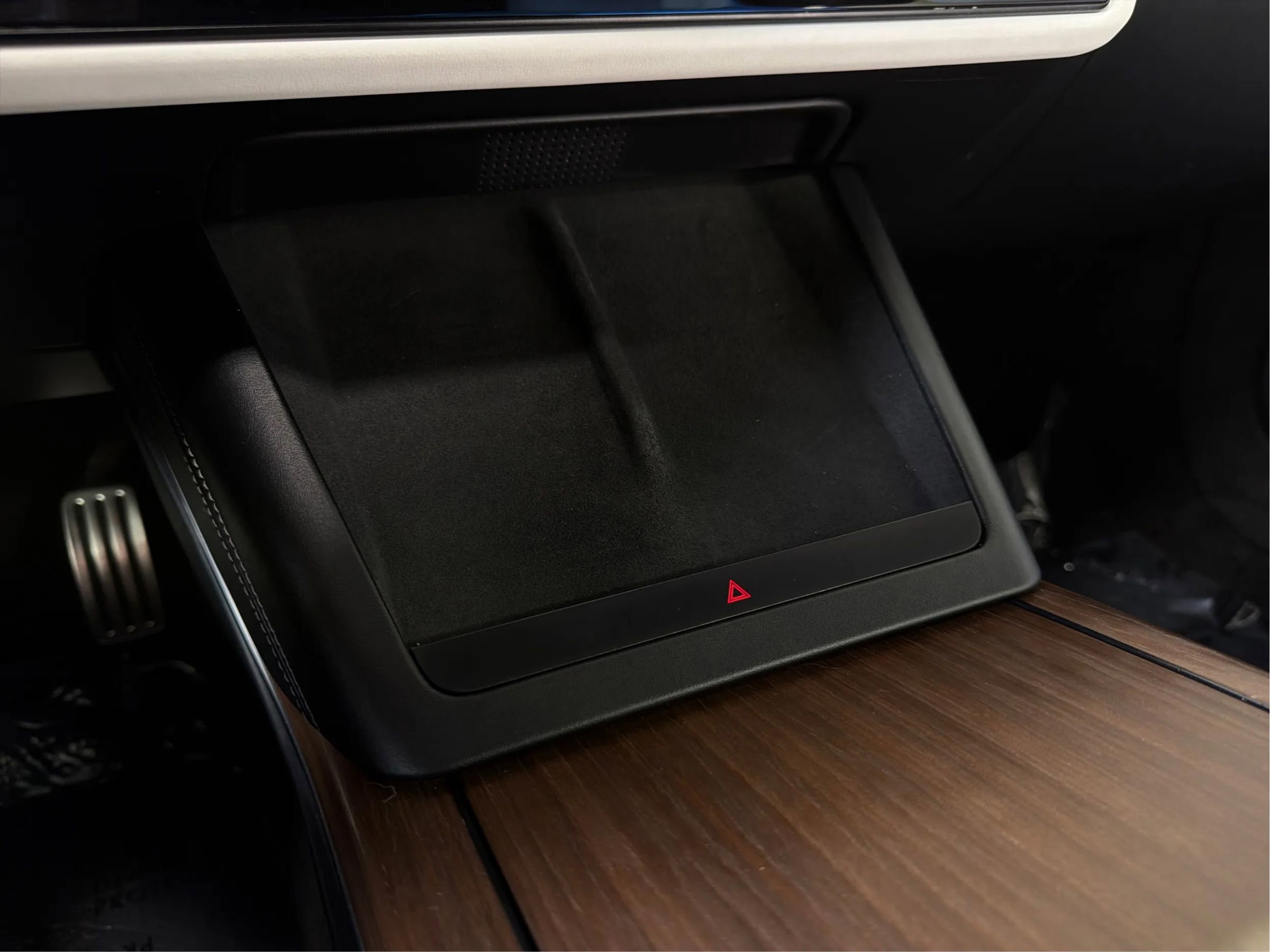 Used 2023 Tesla Model S Standard Range image 37