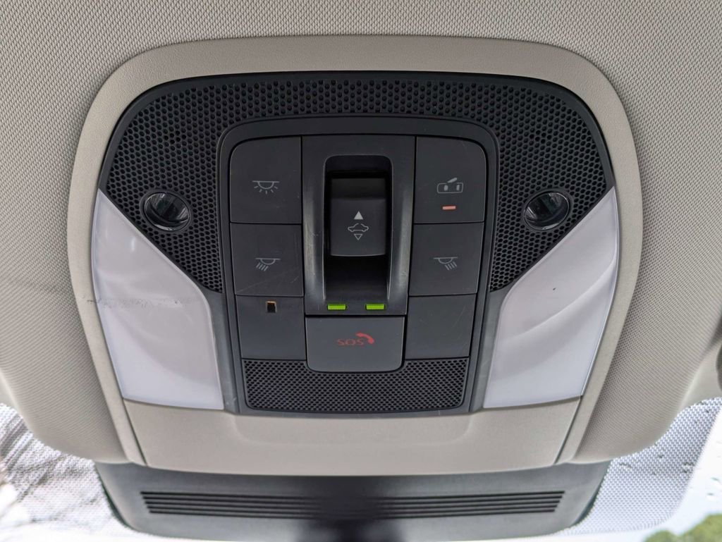 Used 2023 INFINITI QX50 Sensory image 20