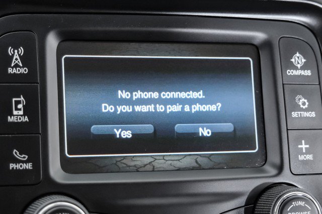 Used 2018 Jeep Cherokee Latitude FWD image 25
