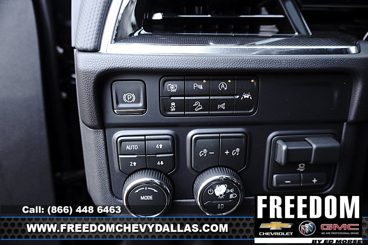 New 2026 Chevrolet Suburban RST w/ Comfort Package AWD/4WD image 24