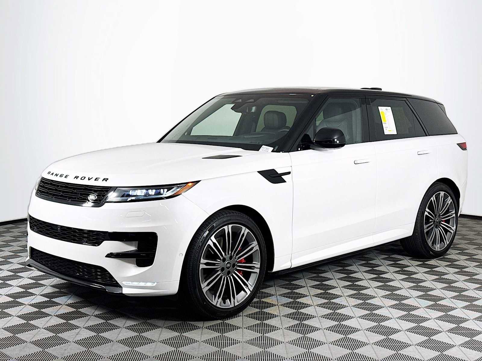 Used 2025 Land Rover Range Rover Sport Dynamic SE
