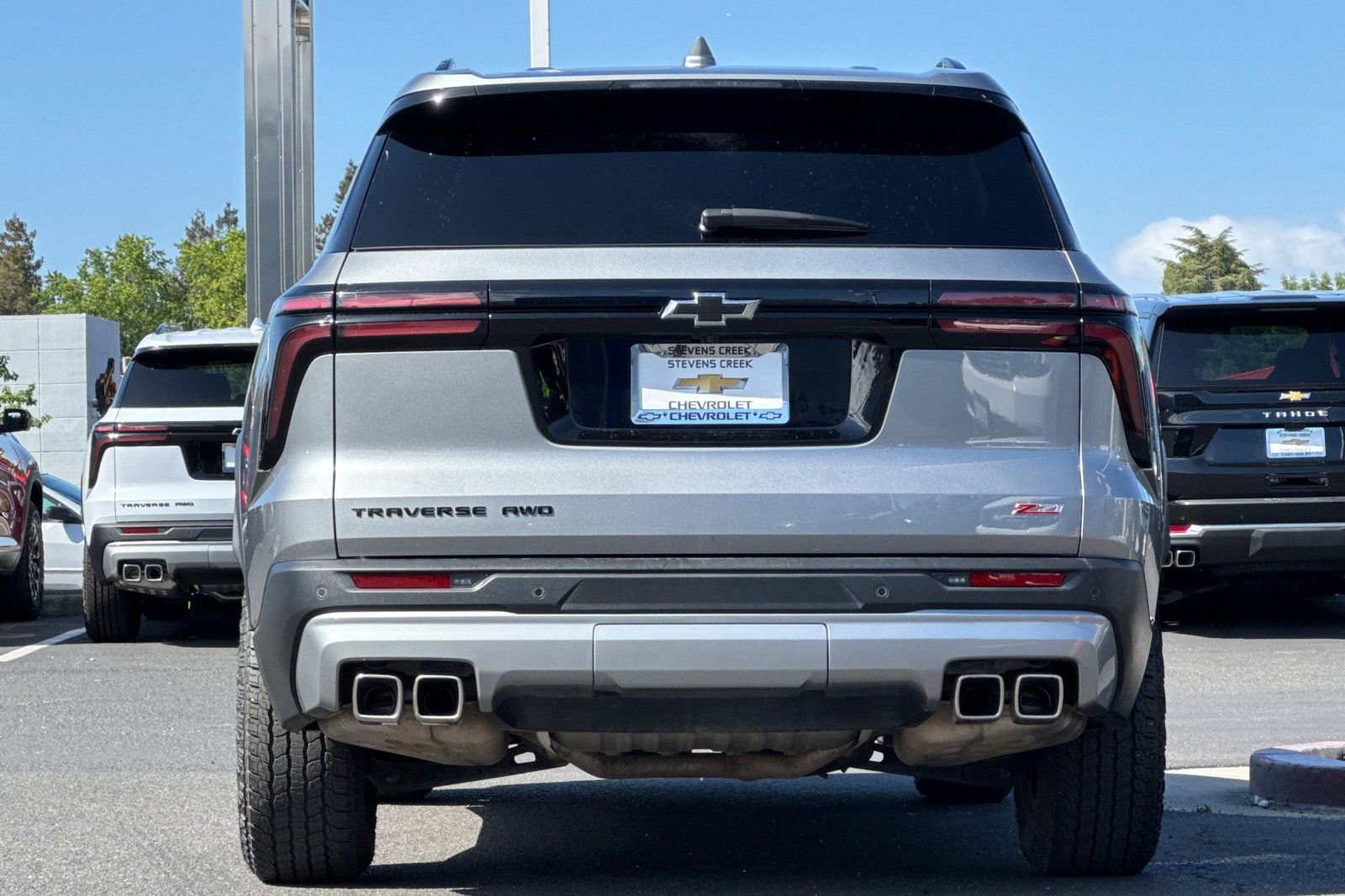 Used 2025 Chevrolet Traverse Z71 AWD/4WD image 6