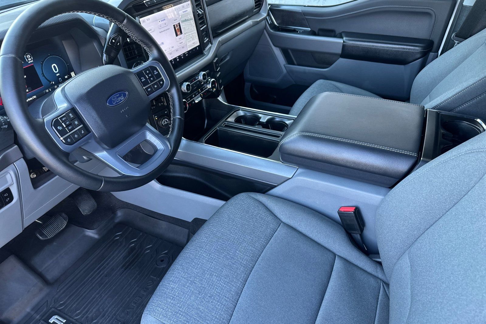 Used 2025 Ford F150 XLT w/ Equipment Group 302A MID image 10