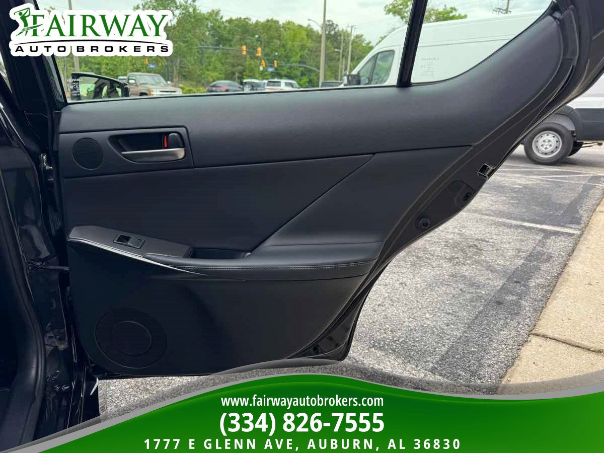 Used 2022 Lexus IS 350 F Sport RWD image 31