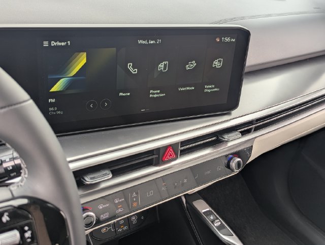 Certified 2026 Kia Sorento S FWD image 25