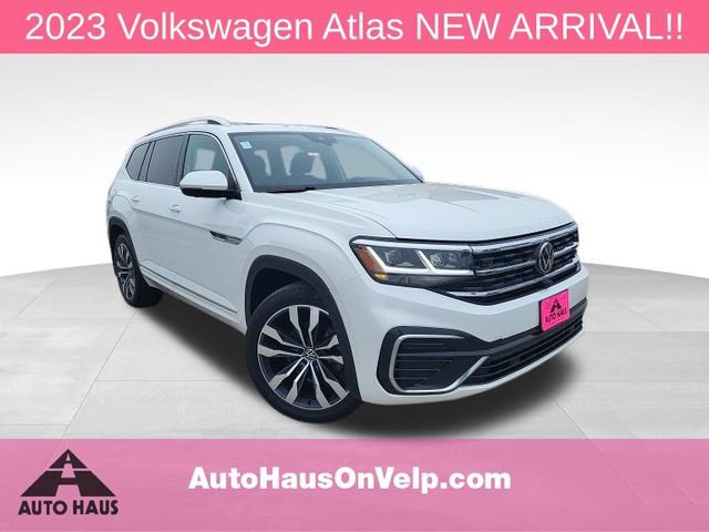 Used 2023 Volkswagen Atlas SEL Premium image 1