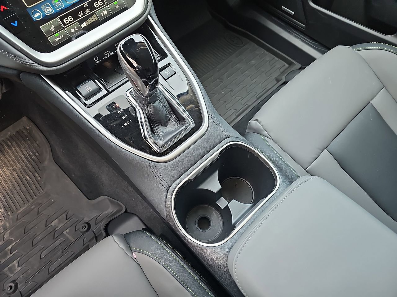 Certified 2025 Subaru Outback Onyx Edition XT image 30