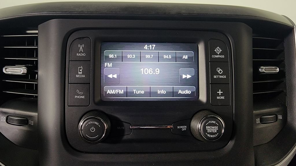 Used 2022 RAM 1500 Big Horn AWD/4WD image 18
