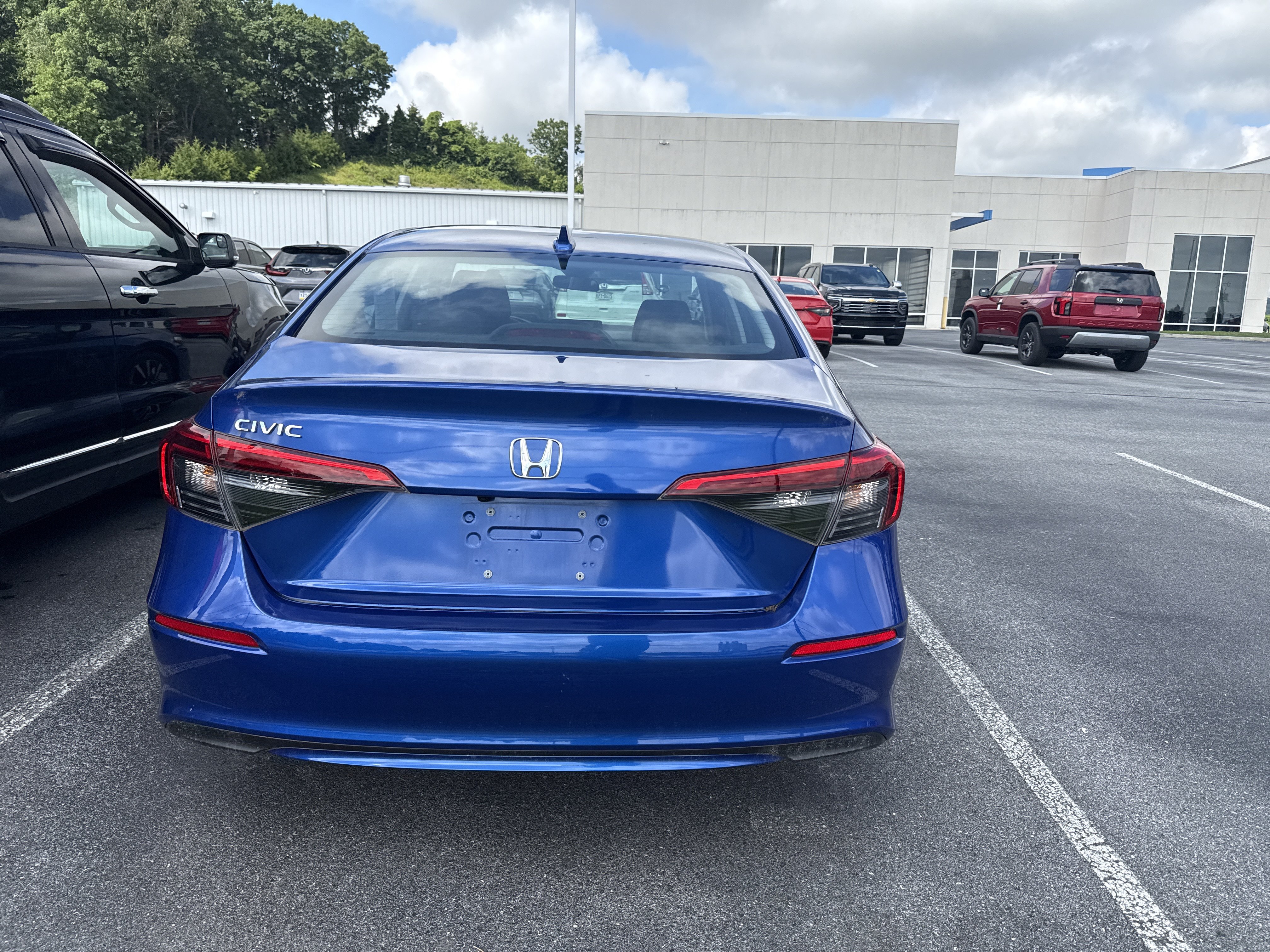 Used 2024 Honda Civic EX image 4