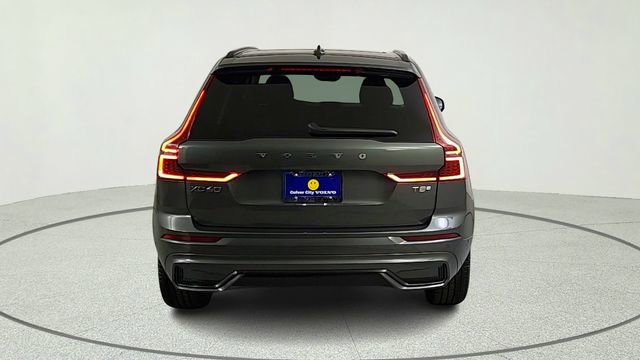 New 2026 Volvo XC60 T8 Plus w/ Climate Package AWD/4WD image 6