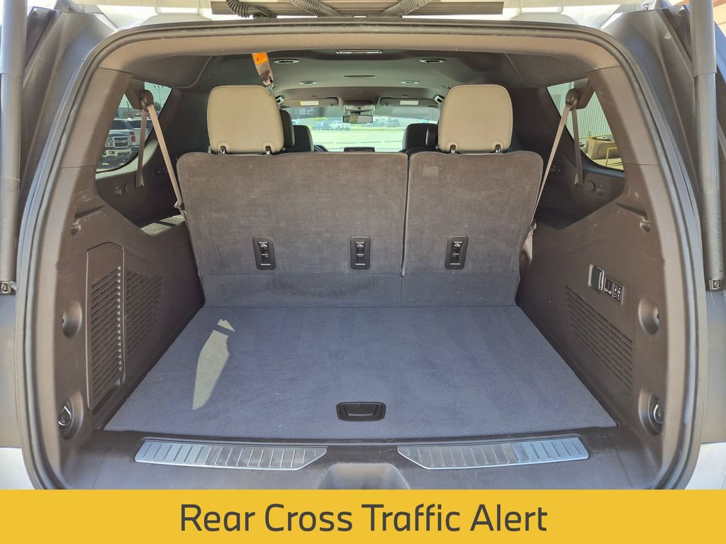 Used 2023 Chevrolet Suburban Z71 w/ Luxury Package AWD/4WD image 26