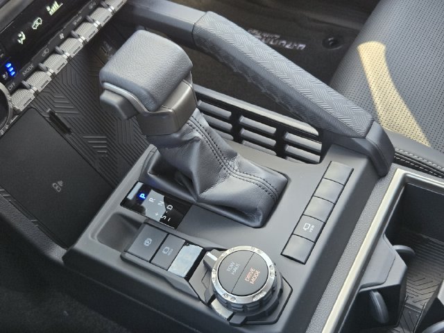 New 2026 Toyota 4Runner Limited AWD/4WD image 19