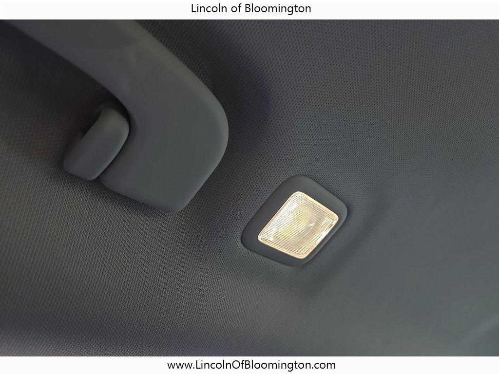 Used 2025 Ford Escape Platinum w/ Premium Technology Package image 45