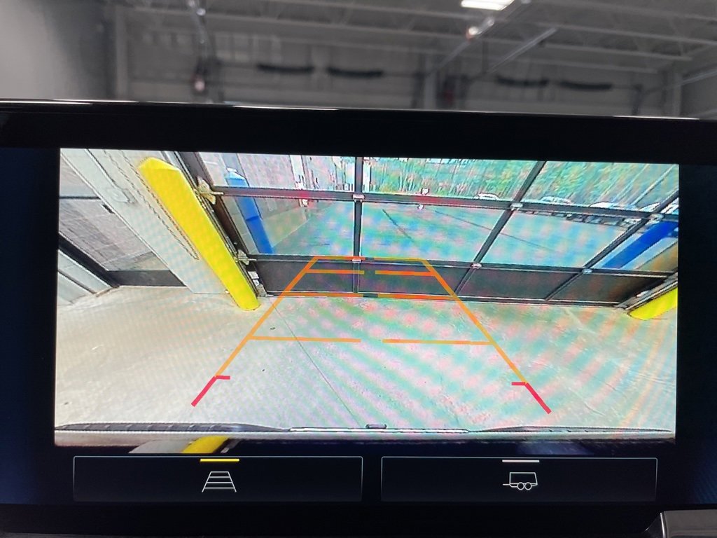 Used 2025 Chevrolet Silverado 1500 LT image 45