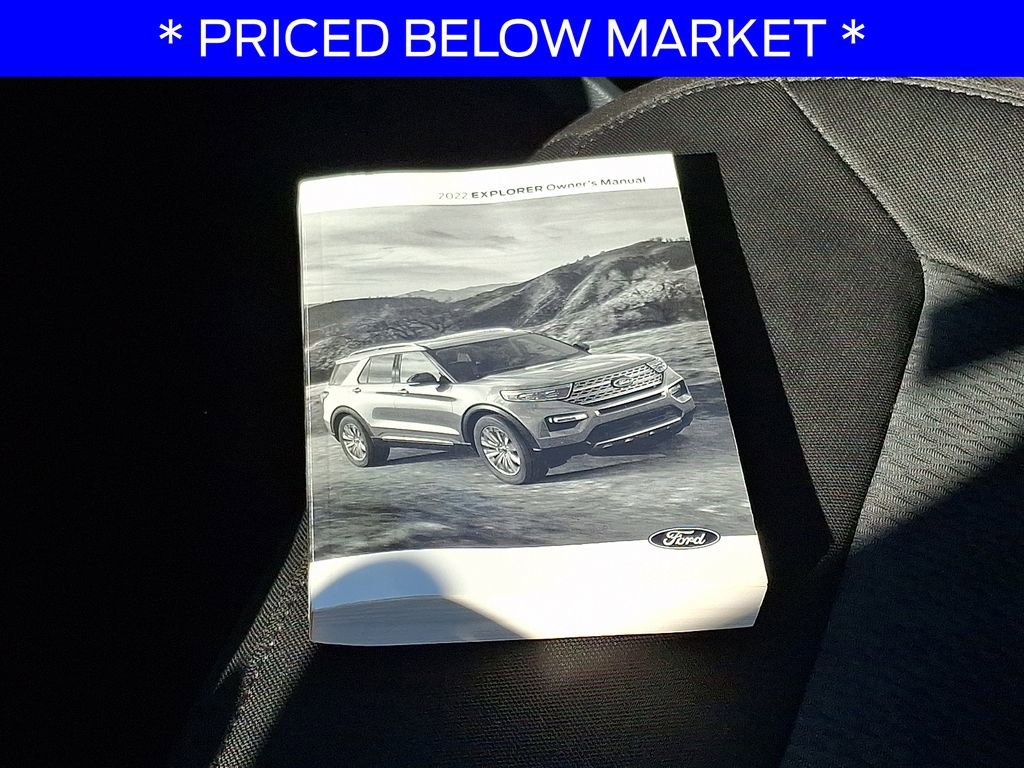 Used 2022 Ford Explorer XLT image 26