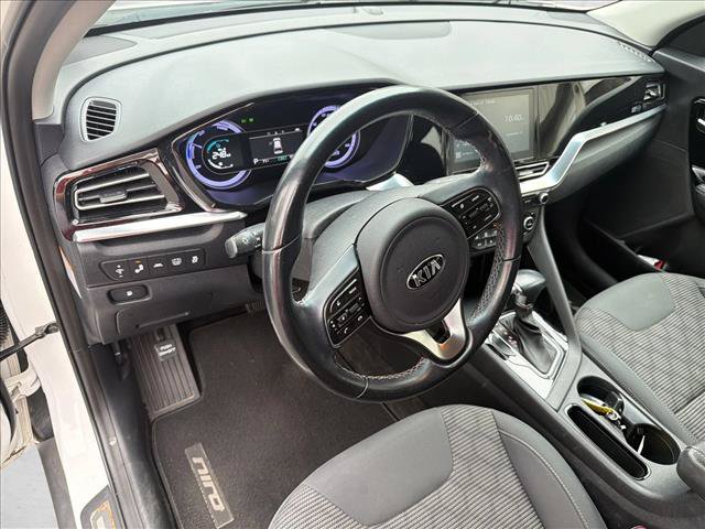 Used 2020 Kia Niro LXS FWD image 14