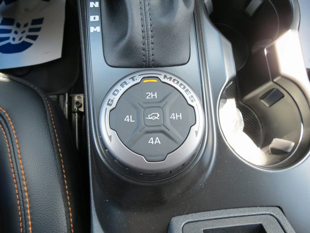 Used 2024 Ford Bronco Badlands image 23