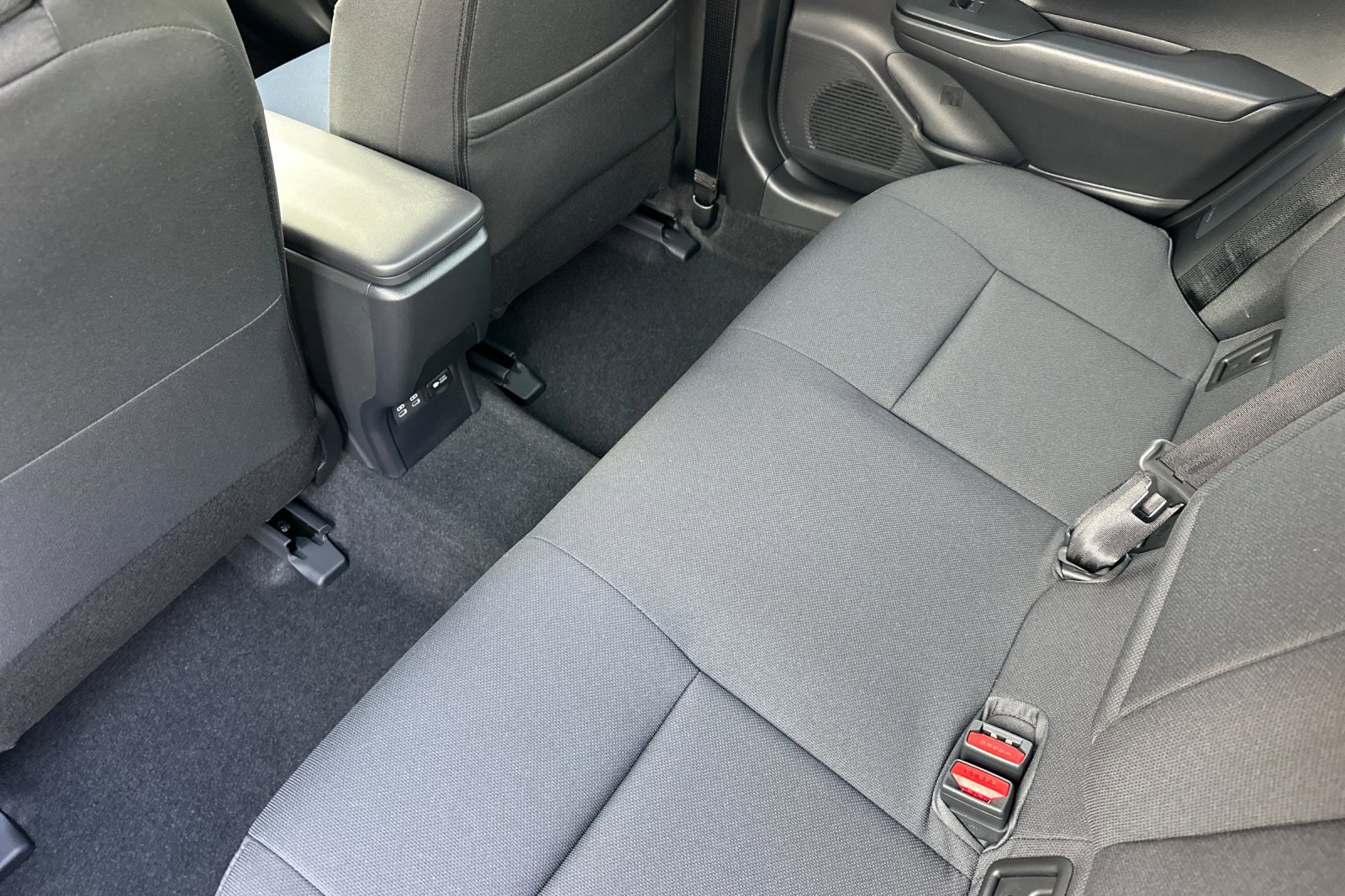 New 2026 Toyota Prius Plug-In Hybrid image 10