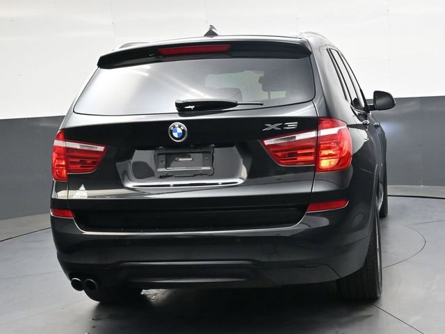 Used 2017 BMW X3 xDrive28i AWD/4WD image 4