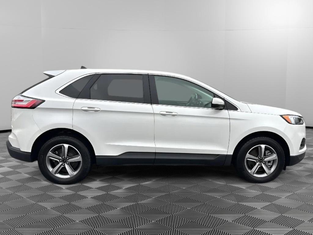 Used 2023 Ford Edge SEL w/ Convenience Package image 6