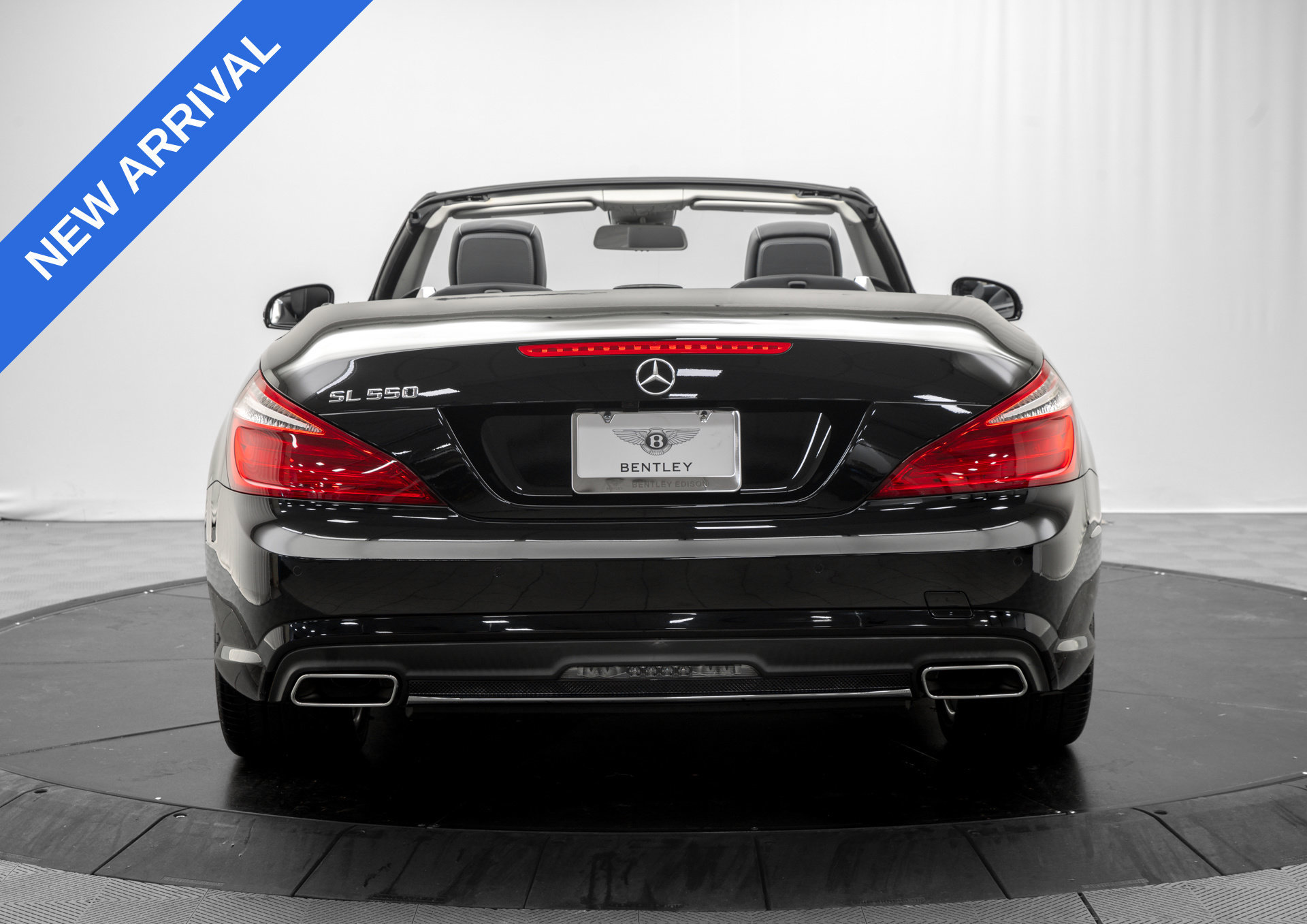 Used 2016 Mercedes-Benz SL 550 image 6